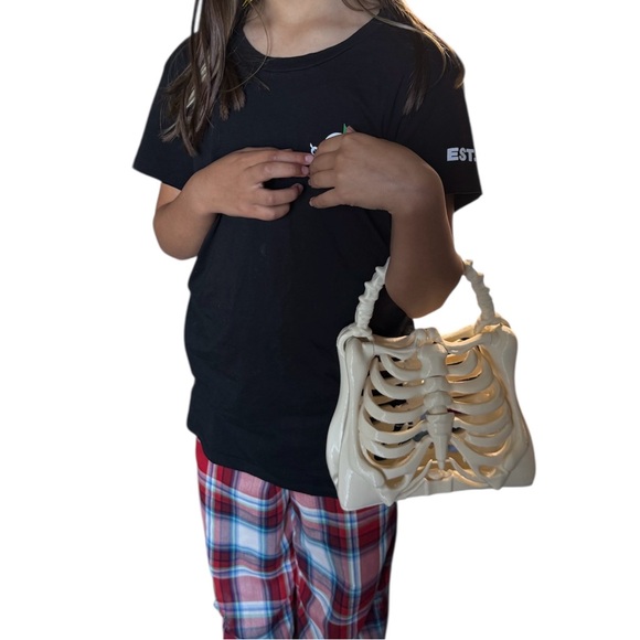 Skeleton Ribcage Handbag - Picture 2 of 5